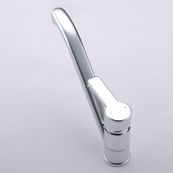 Смеситель IDDIS SENA SENSB00i05 для кухонной мойки  Смеситель IDDIS SENA SENSB00i05 для кухонной мойки