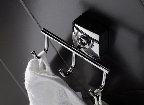 Крючок тройной Fixsen KVADRO FX-61305C   Крючок тройной Fixsen KVADRO FX-61305C